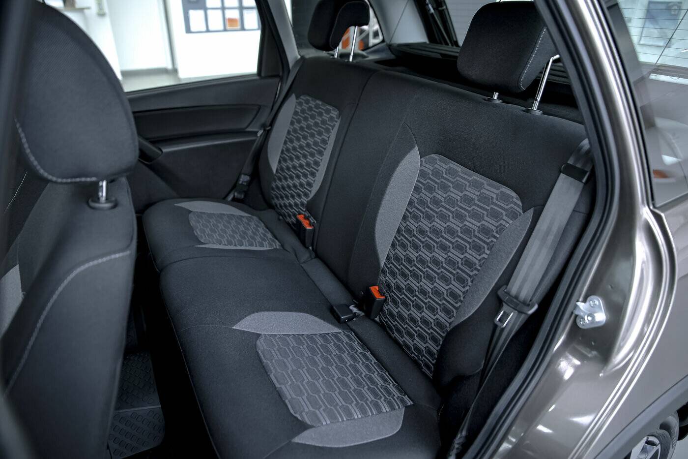 Lada Granta Cross Comfort 24 1.6 106hp 5MT