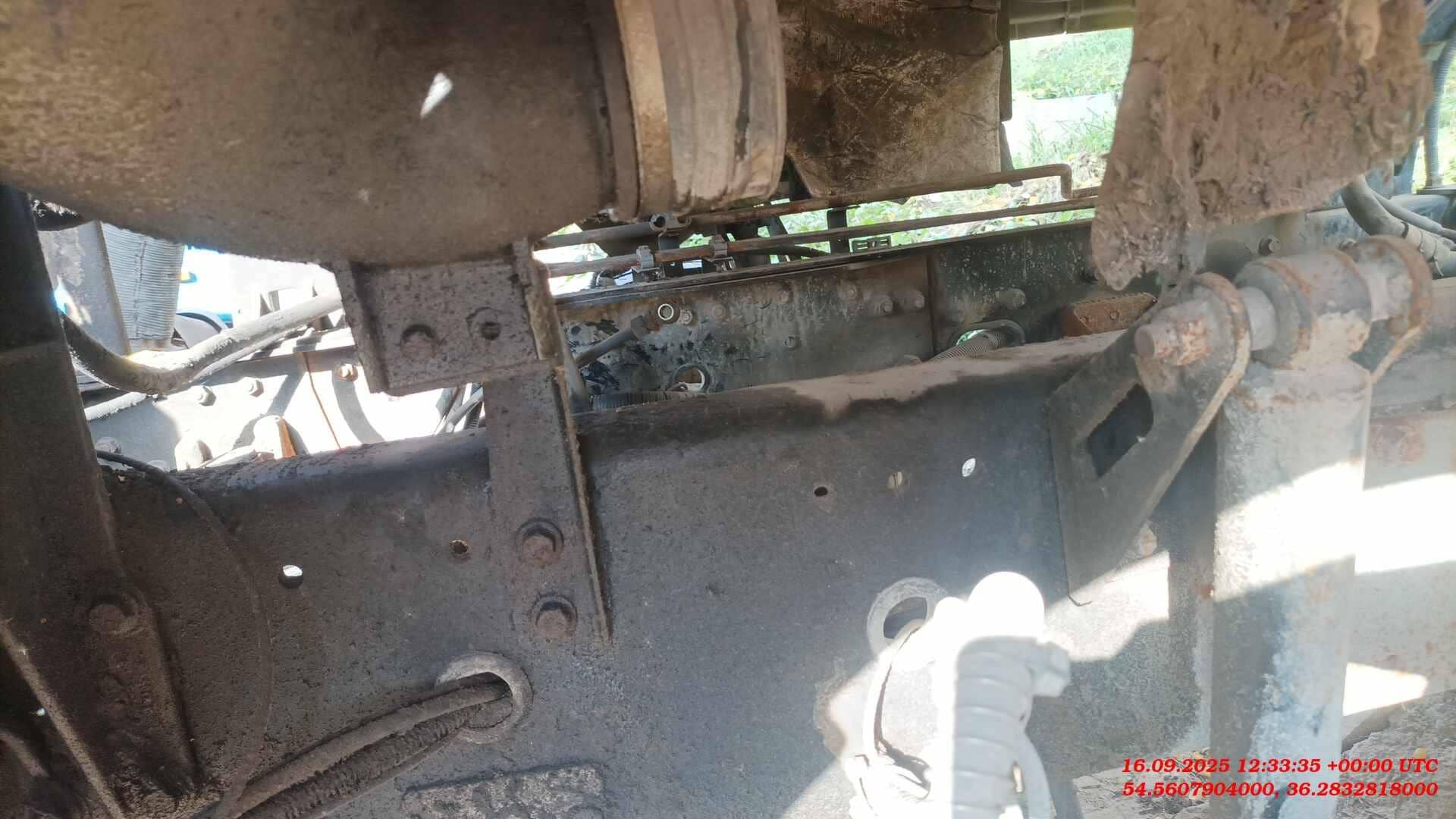 FAW CA3310P66K24T4E4 8x4 (E4),  110 818 км, 2021 года