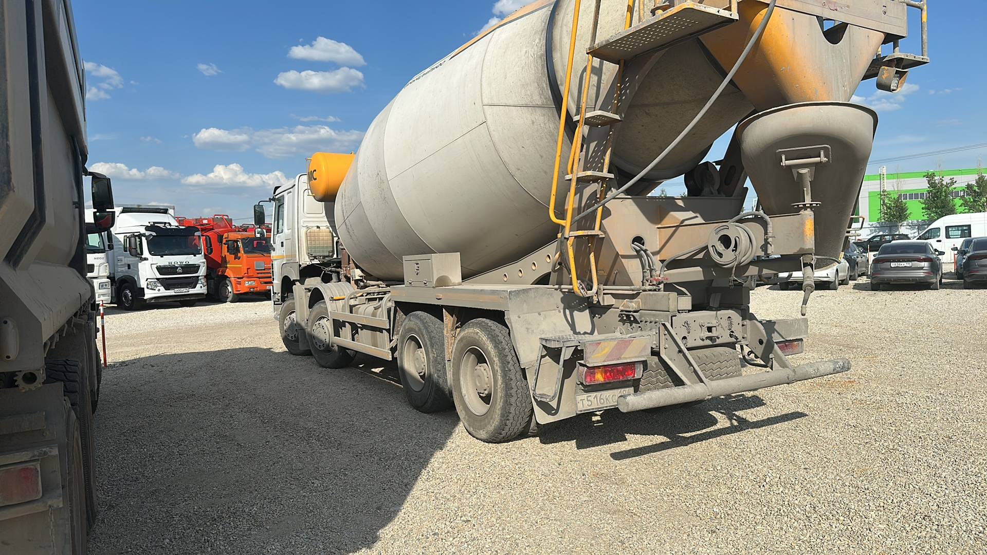 HOWO ZZ5407GJBS3667E 8x4,  56 198 км, 2023 года в лизинг