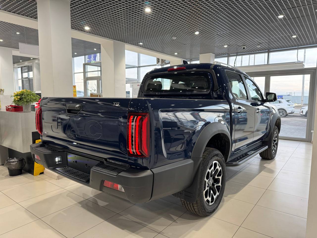 JAC T9 Explore 2.0T AT 4WD