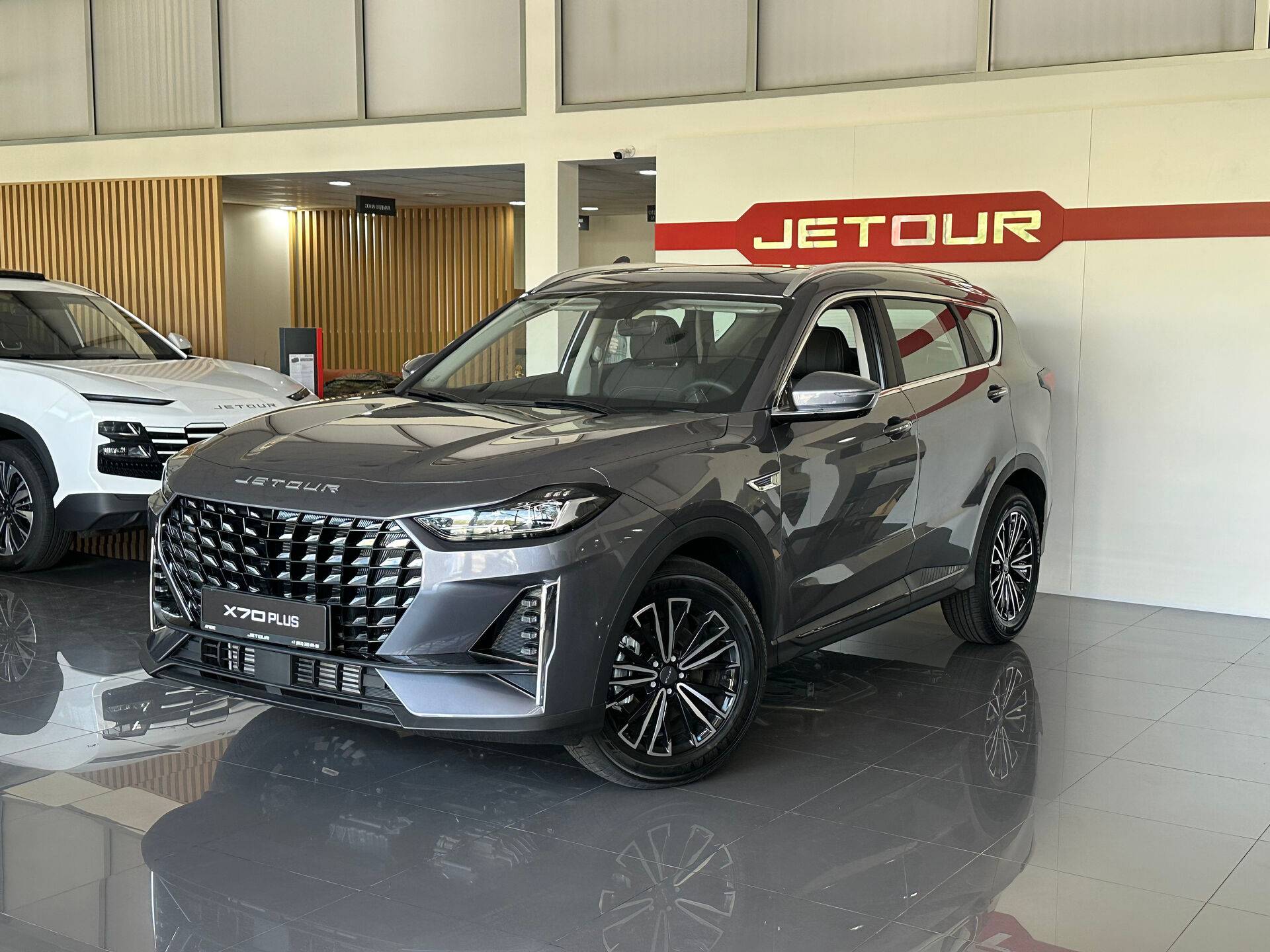 Jetour X70 Plus 1.6TGDI-7DCT Comfort