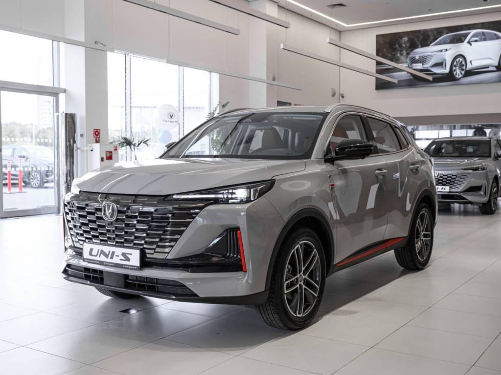 Changan Uni-S Tech 1.5T 7AT