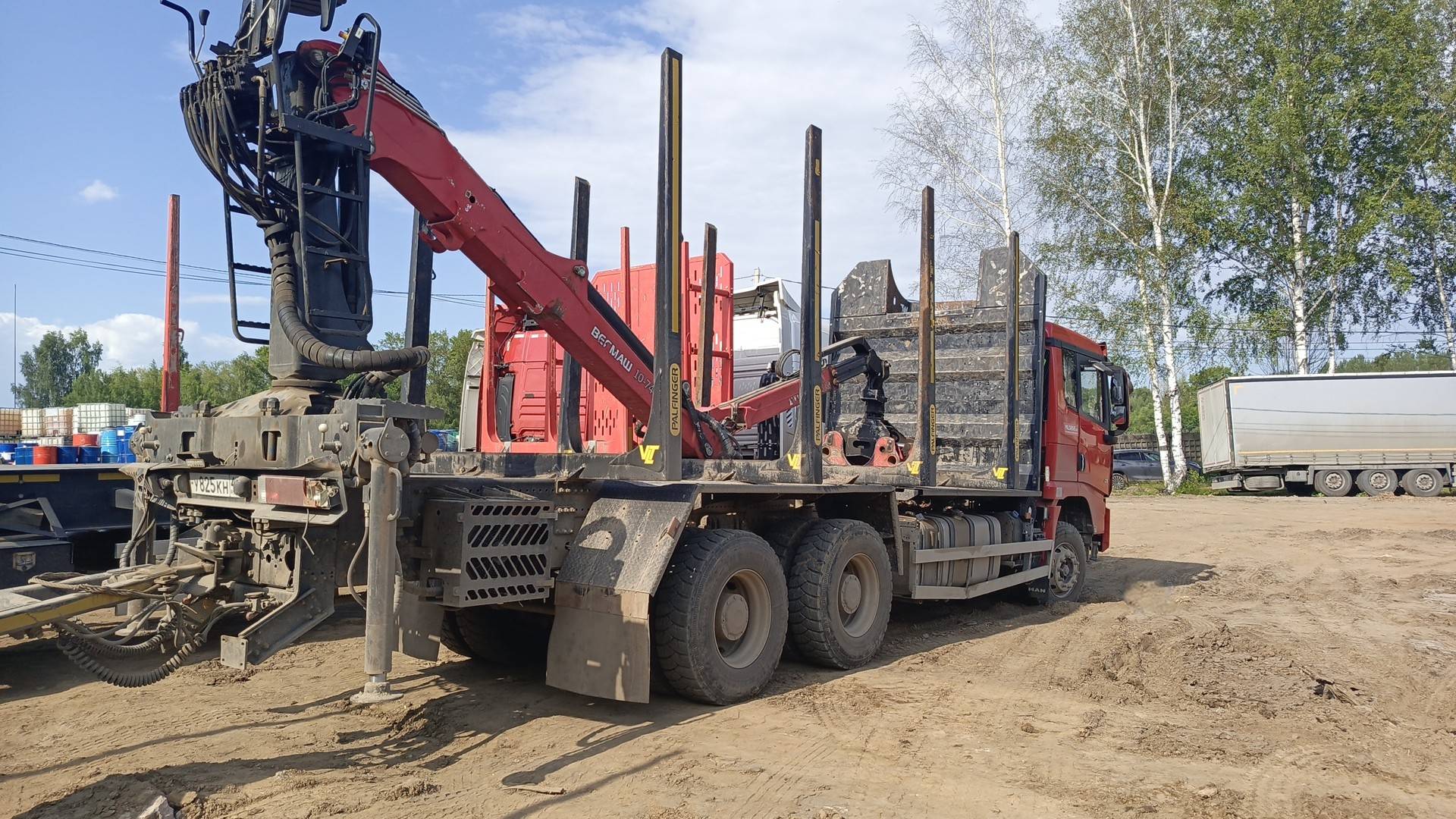 Shacman SX32586V384,  84 815 км, 2024 года в лизинг