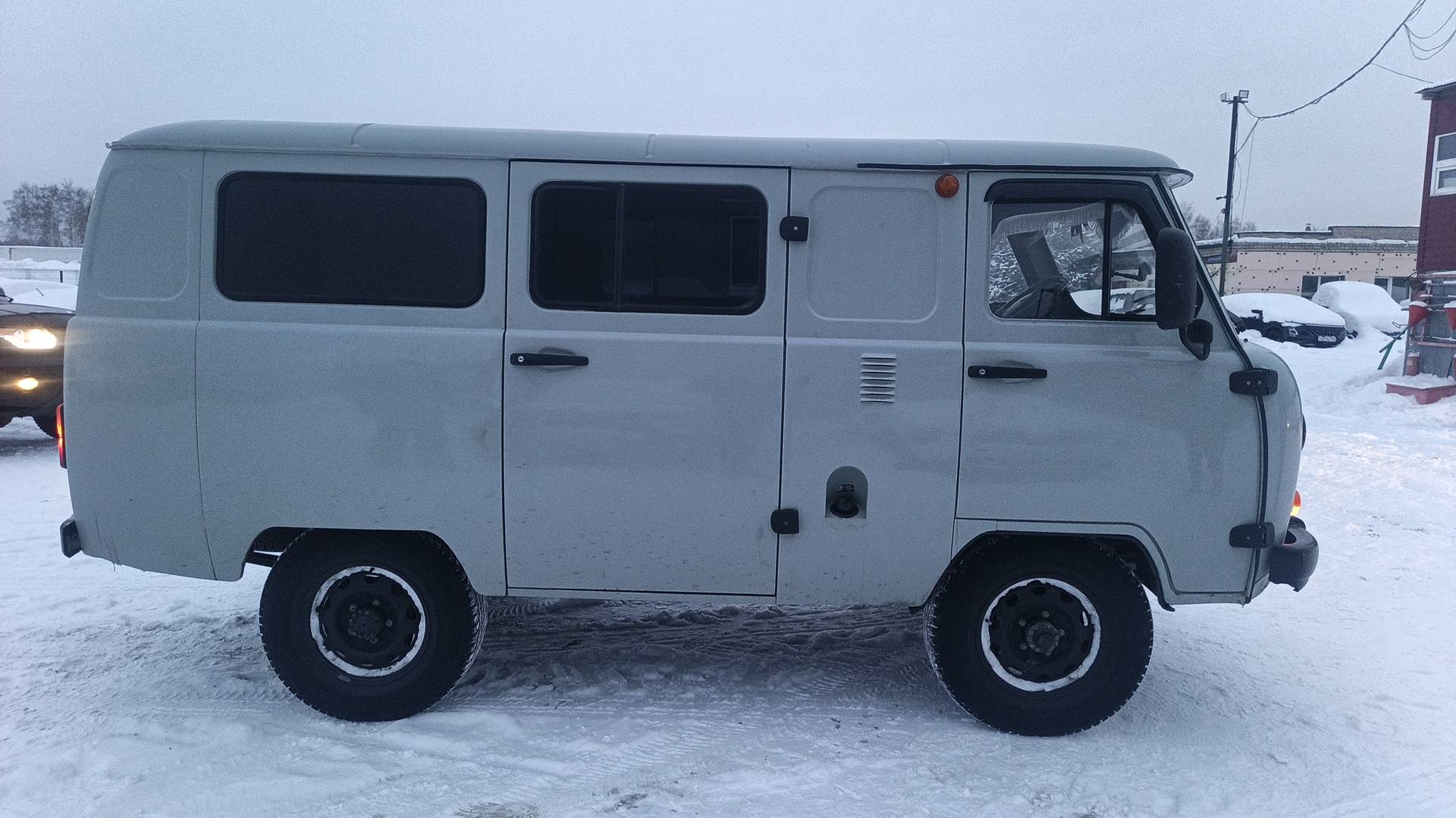 УАЗ 3909 Комби,  68 141 км, 2024 года в лизинг