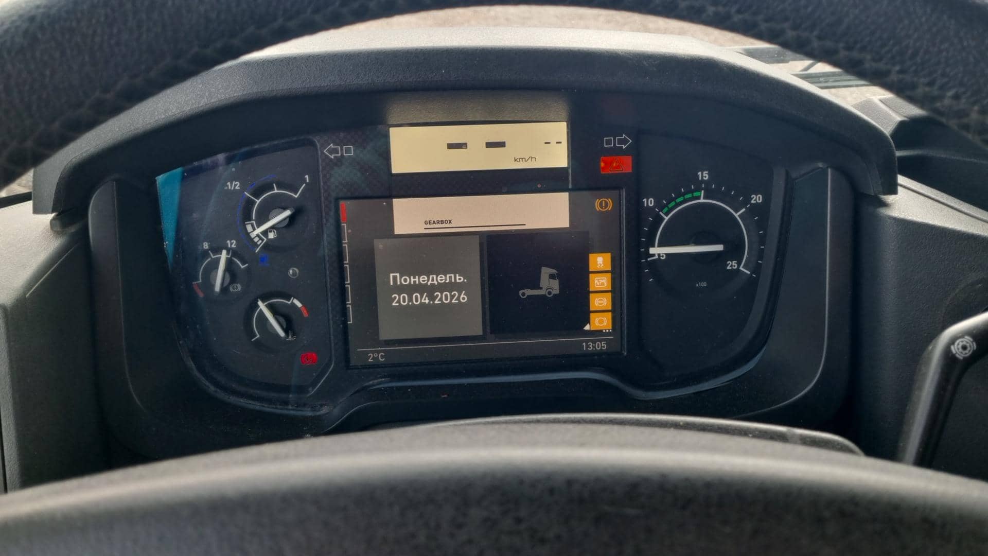 Renault C 440 6X4 (Sleeper Cab),  740 481 км, 2018 года в лизинг