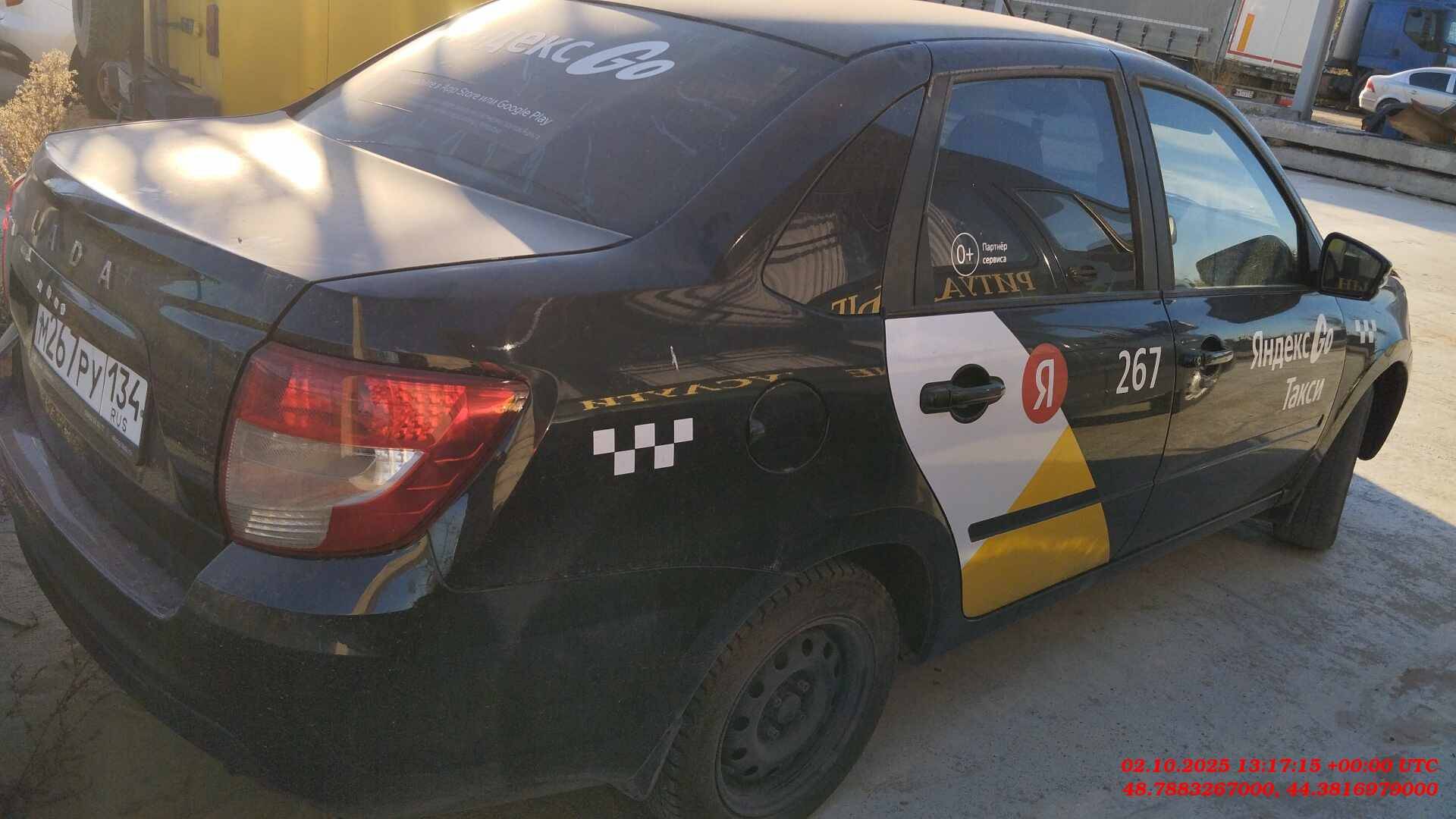 Lada Granta седан,  100 000 км, 2022 года в лизинг