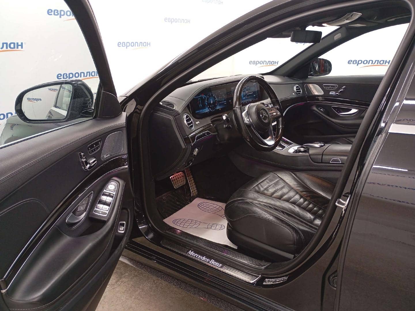 Mercedes-Benz S седан,  311 940 км, 2019 года в лизинг