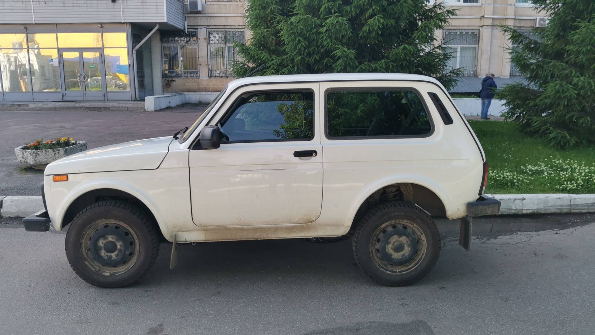 Lada Niva Legend 3 дв,  21 486 км, 2024 года в лизинг