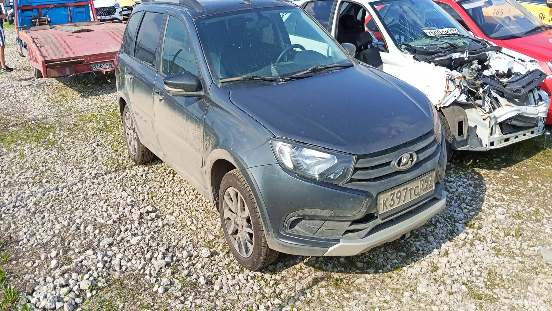 Lada Granta Кросс,  33 962 км, 2024 года в лизинг