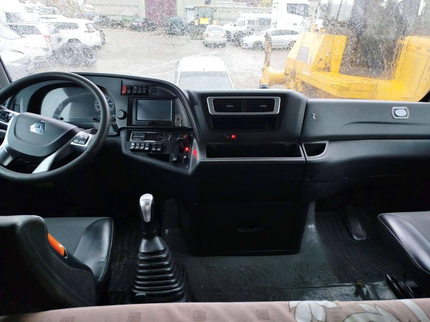 Sitrak С7Н 6×4 ZZ4256V364HE,  658 036 км, 2023 года в лизинг