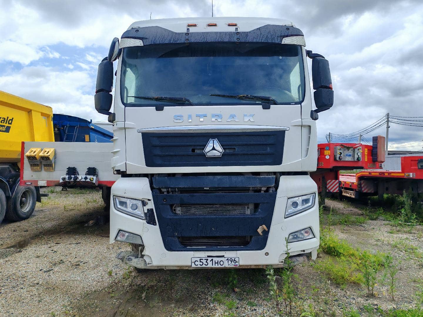 Sitrak ZZ4186V391HE,  586 567 км, 2023 года в лизинг