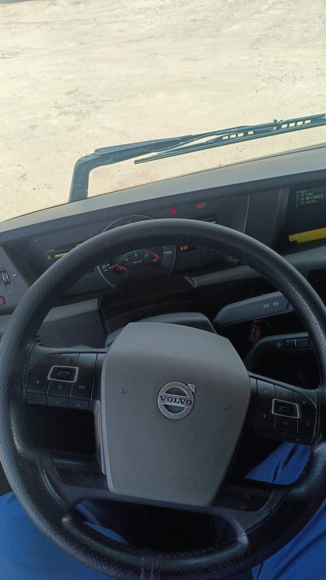 Volvo FH 460 4x2 (FH Globetrotter),  862 309 км, 2019 года в лизинг