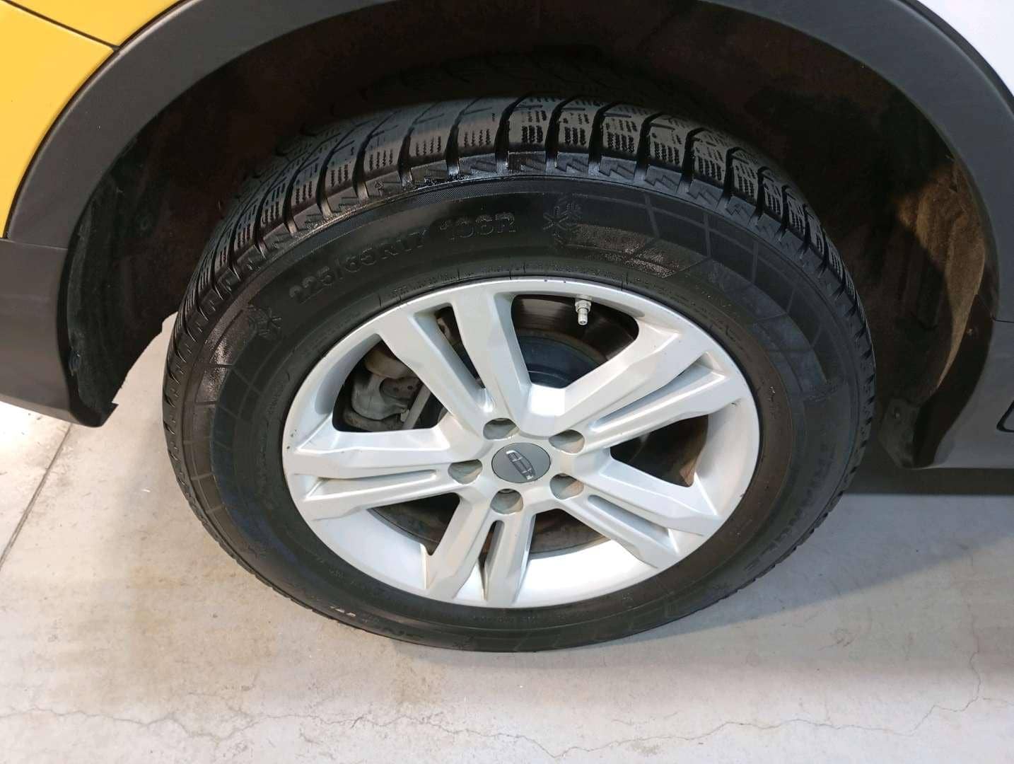 Geely Atlas Pro,  225 403 км, 2023 года в лизинг