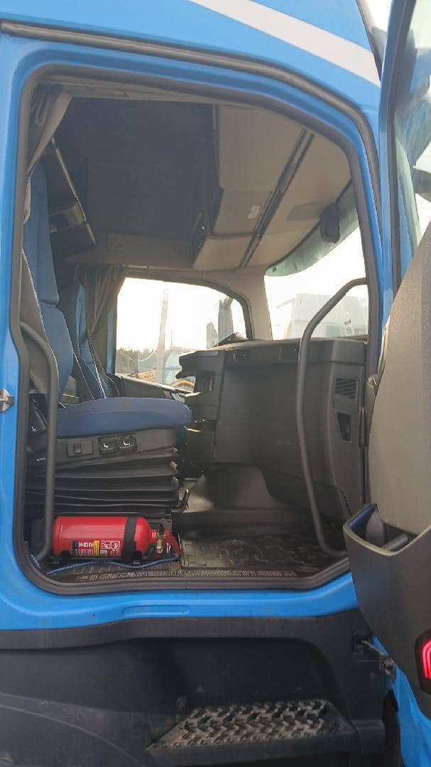 Volvo FH 460 4x2 (FH Globetrotter),  747 794 км, 2021 года в лизинг