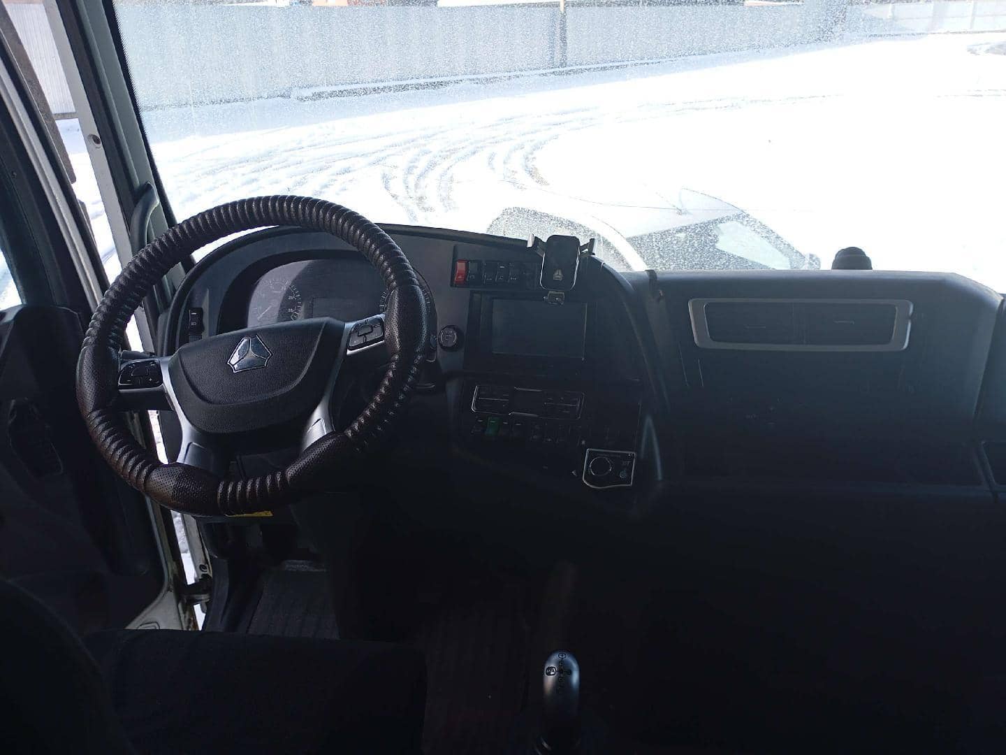 Sitrak C7H 4x2 ZZ4186V361HE,  609 753 км, 2022 года в лизинг