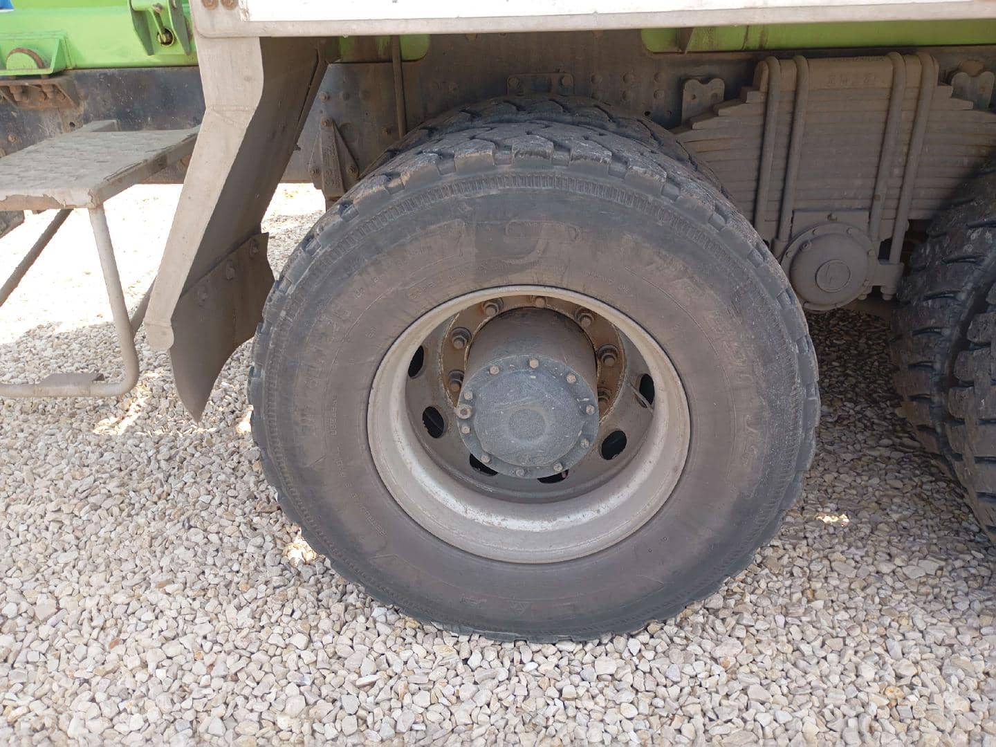 Shacman SX5318GJB6T326 ,  128 429 км, 2023 года в лизинг