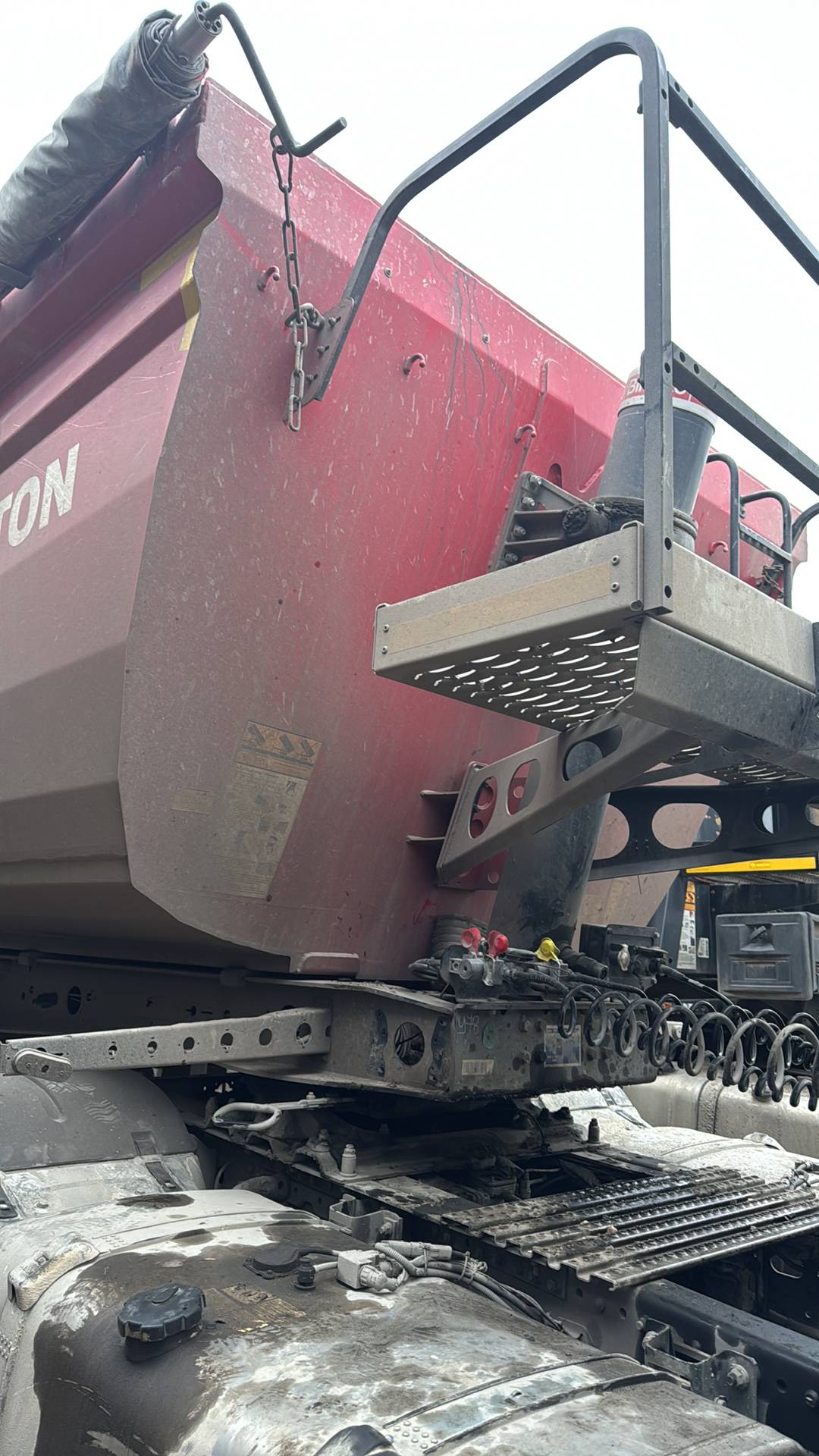 Wielton Самосвальный NW 3 S 33 НP M4 “Konisch”, 2022 года в лизинг