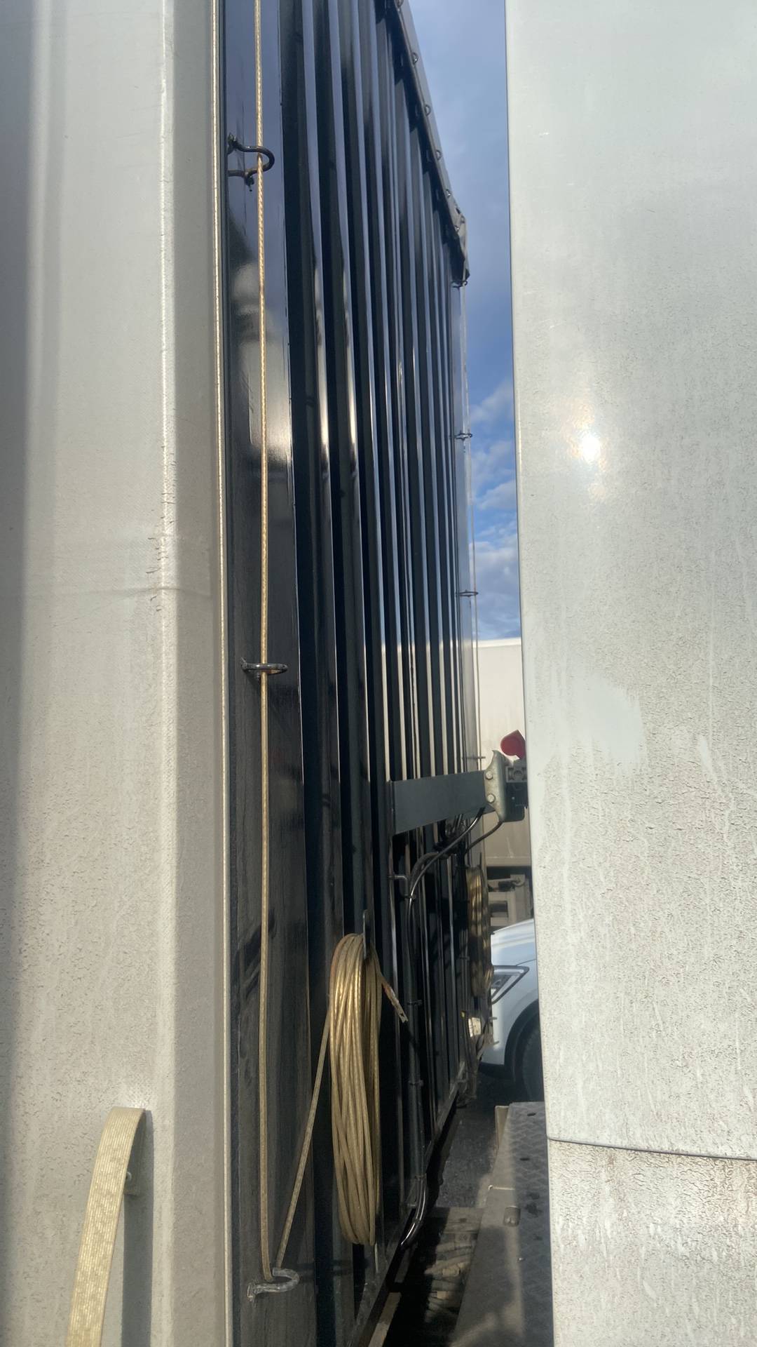 Тонар 9888 Шторно-бортовой, 2022 года в лизинг