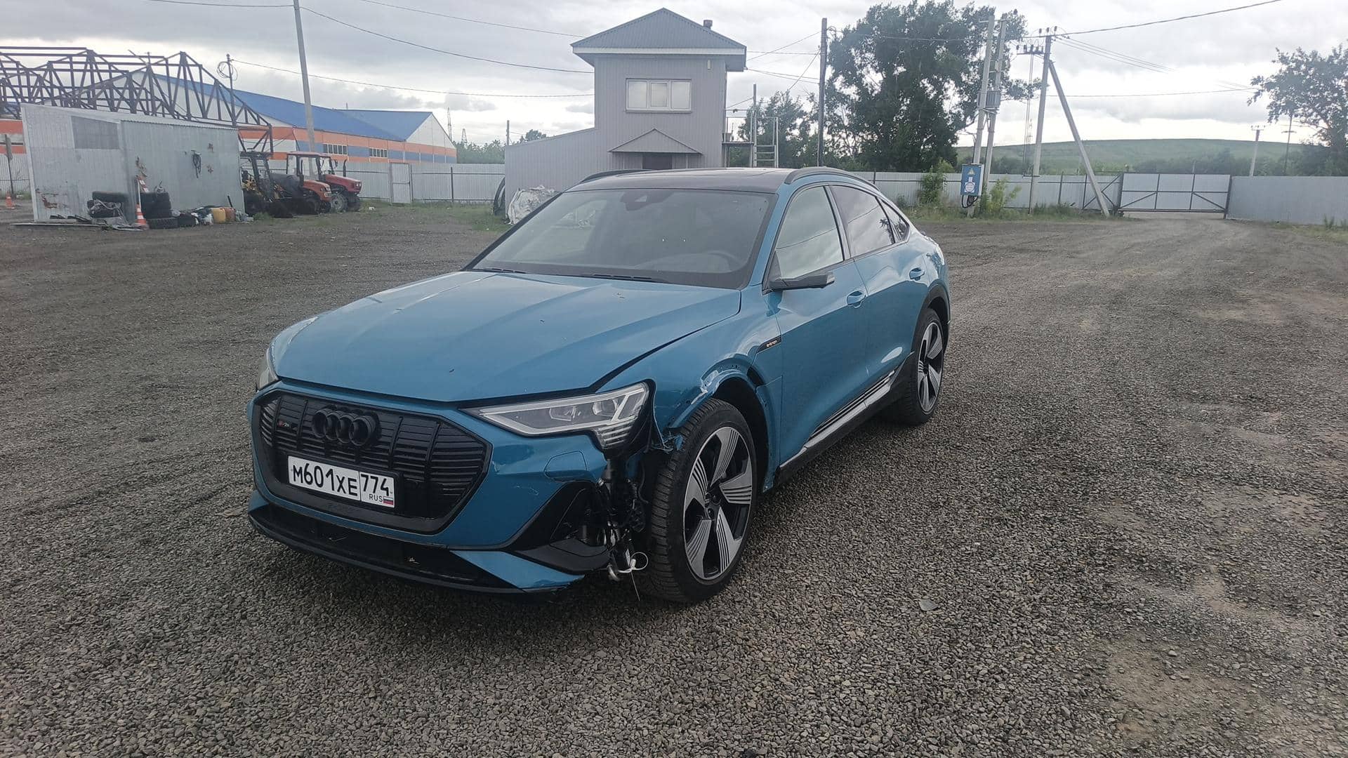Audi e-tron,  24 477 км, 2020 года