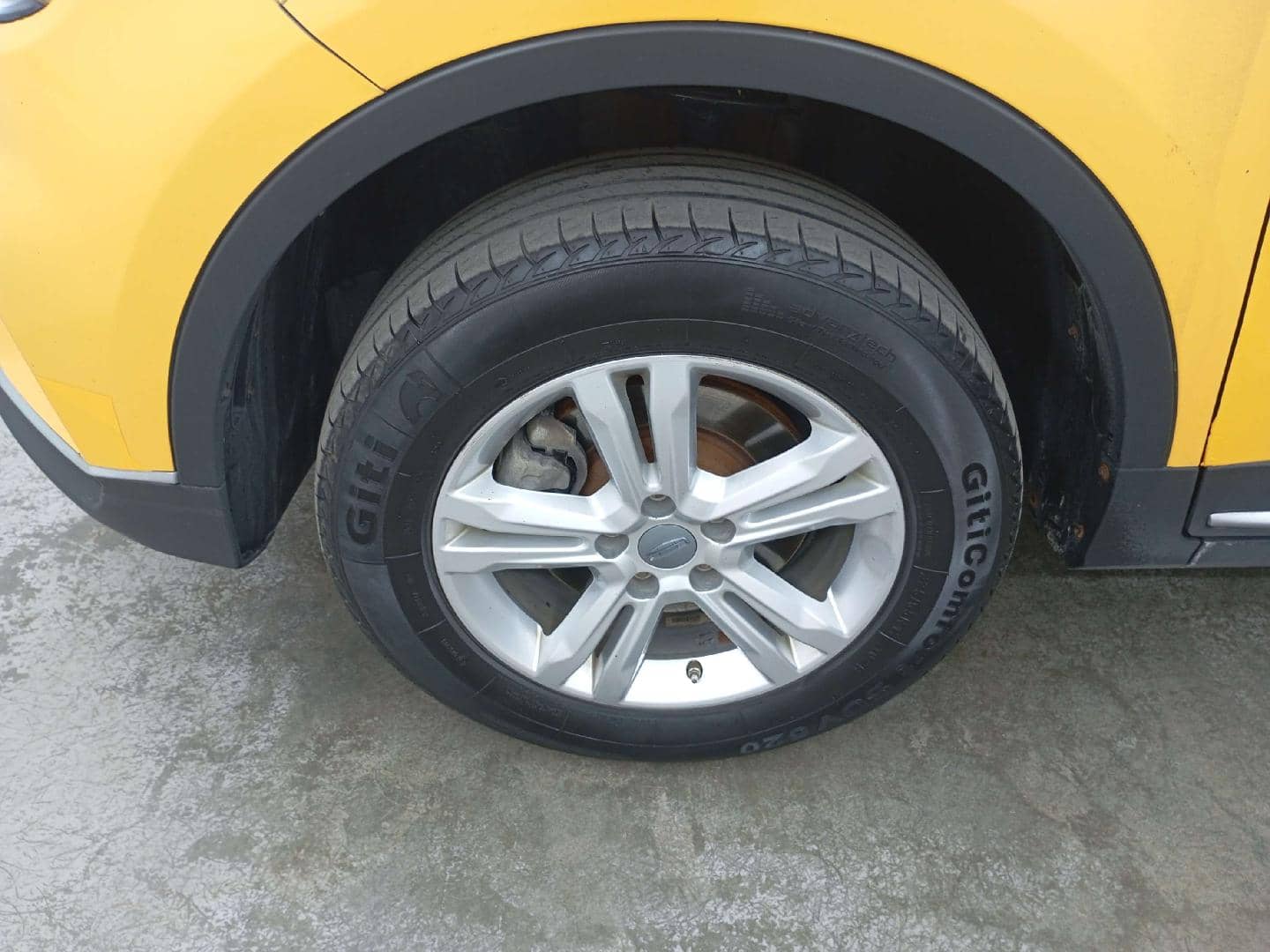 Geely Atlas Pro,  210 260 км, 2023 года в лизинг