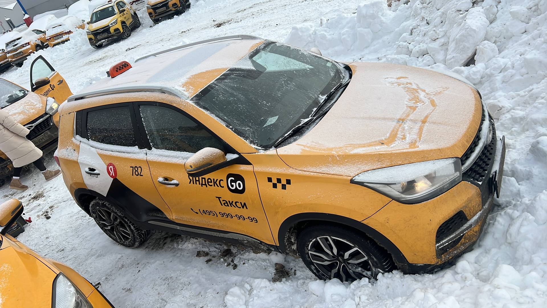 Chery Tiggo 4,  240 313 км, 2022 года в лизинг