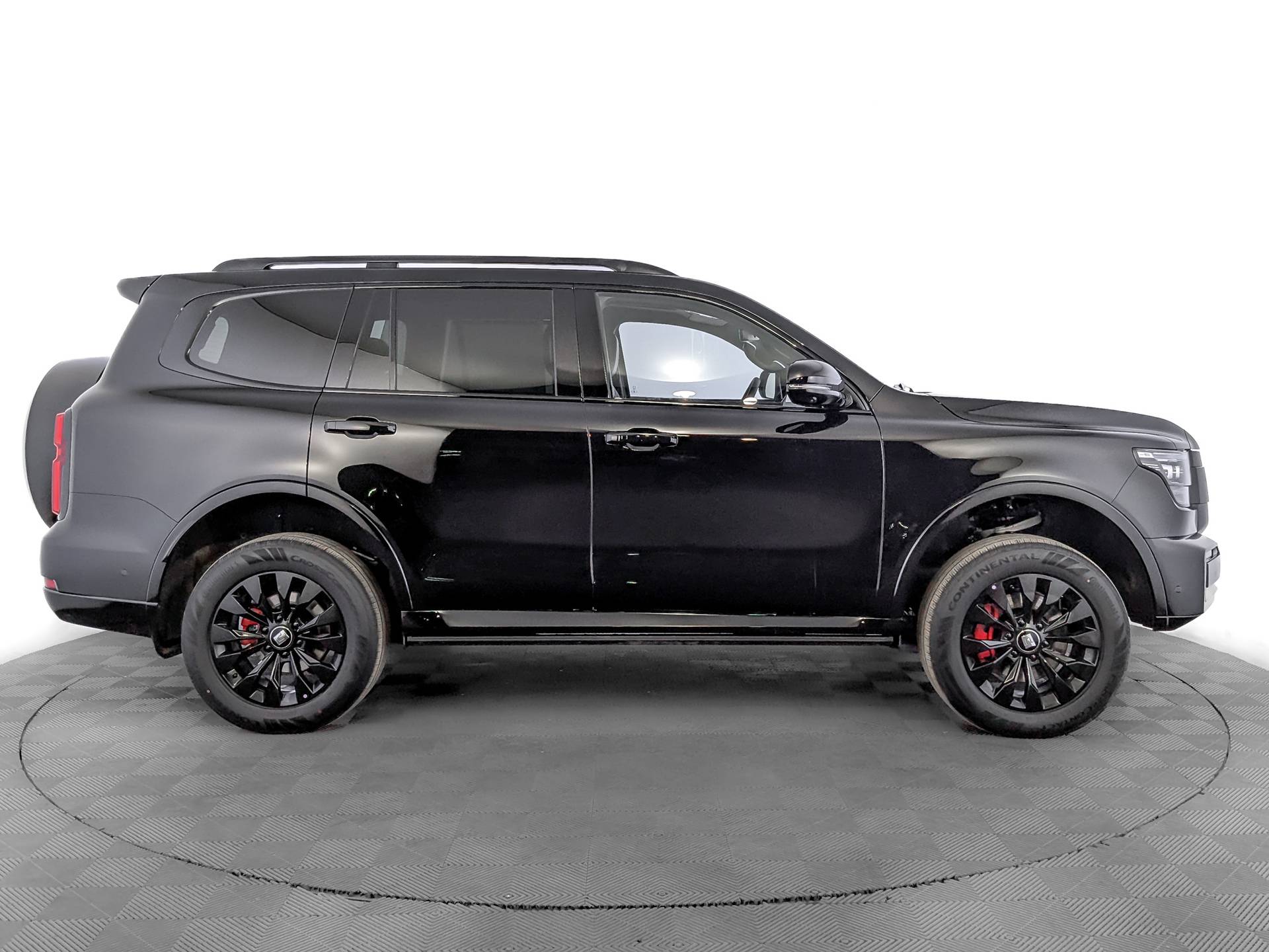 Tank 500 BLACKTRAIL  3.0 9AT 4WD