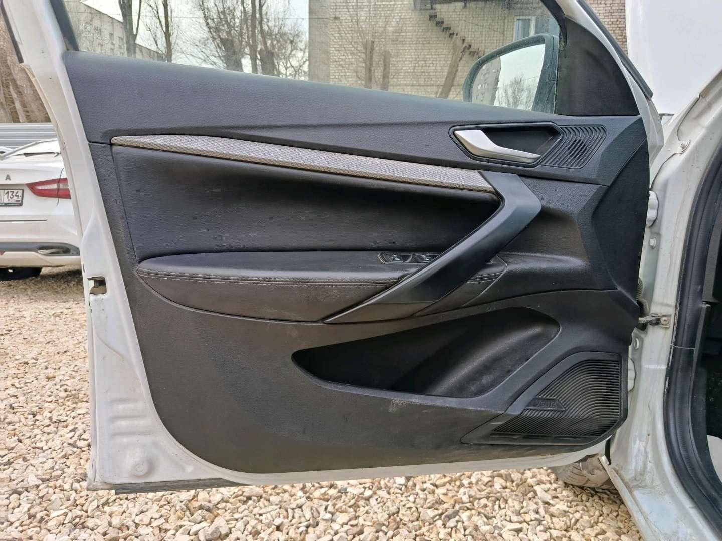 Lada Vesta седан,  114 058 км, 2023 года в лизинг