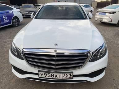 Mercedes-Benz E седан