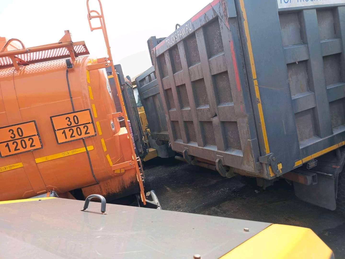 FAW CA3310P66K24T4E5 8х4,  232 285 км, 2023 года в лизинг
