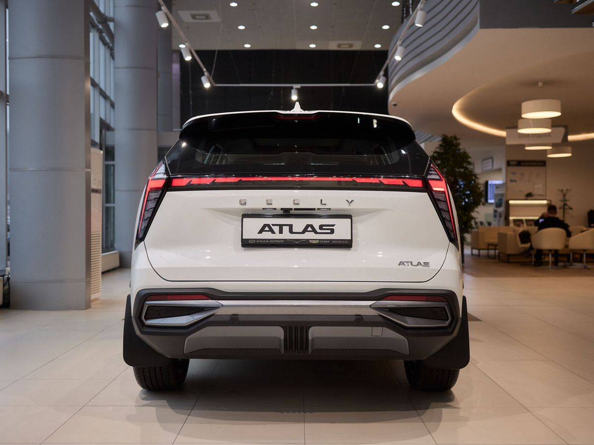 Geely Atlas Flagship 2.0T 8AT 4WD