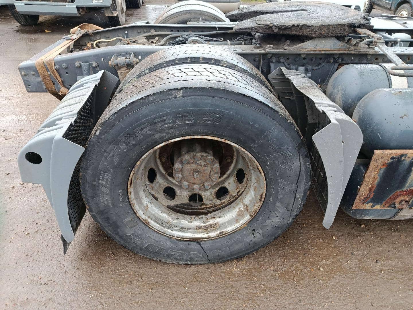 Mercedes-Benz Actros 3 1844 LS 4x2 (L),  1 200 000 км, 2017 года в лизинг