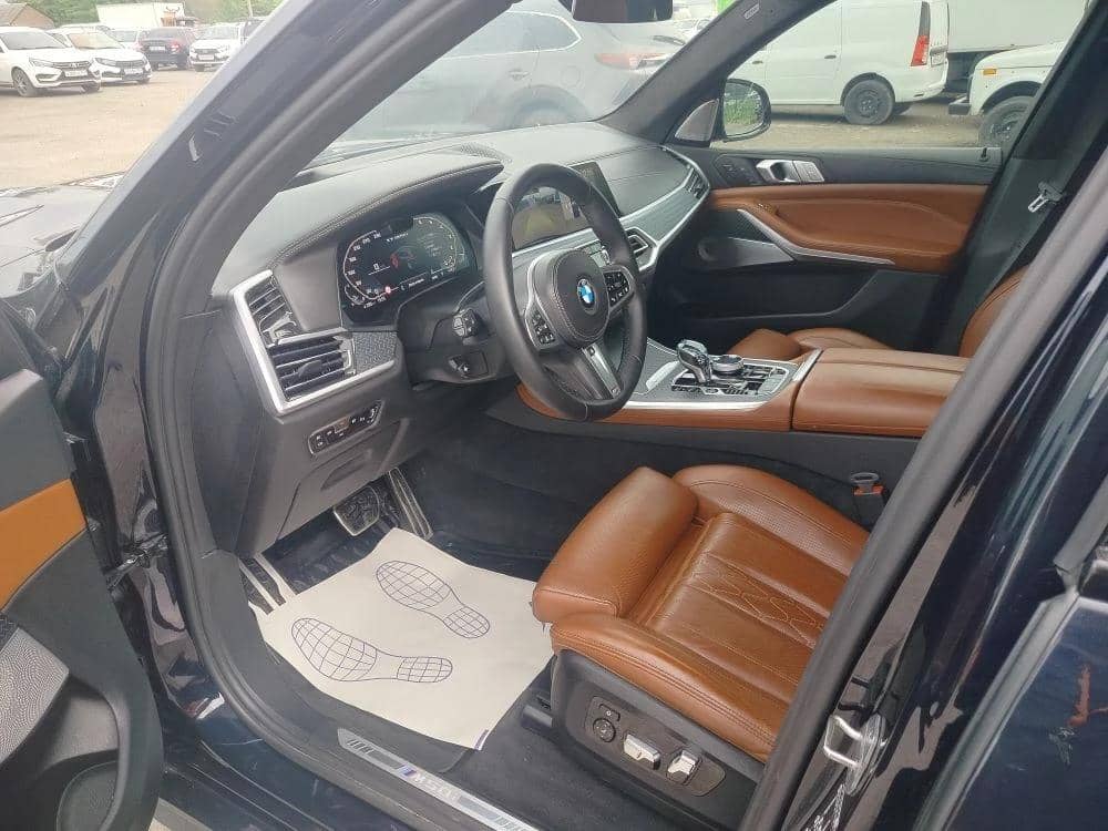 BMW X7,  113 866 км, 2021 года в лизинг