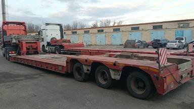 Компания СпецПрицеп Тяжеловоз низкорамный 9942D3