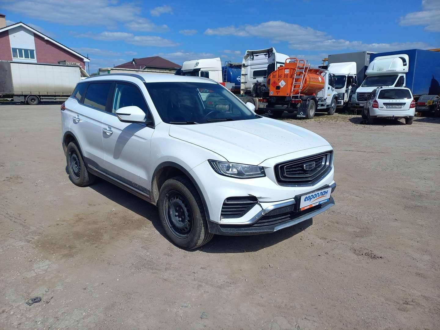 Geely Atlas Pro,  140 142 км, 2024 года в лизинг