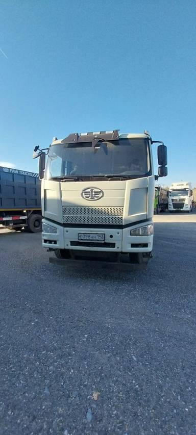 FAW CA3310P66K24T4E5 8х4