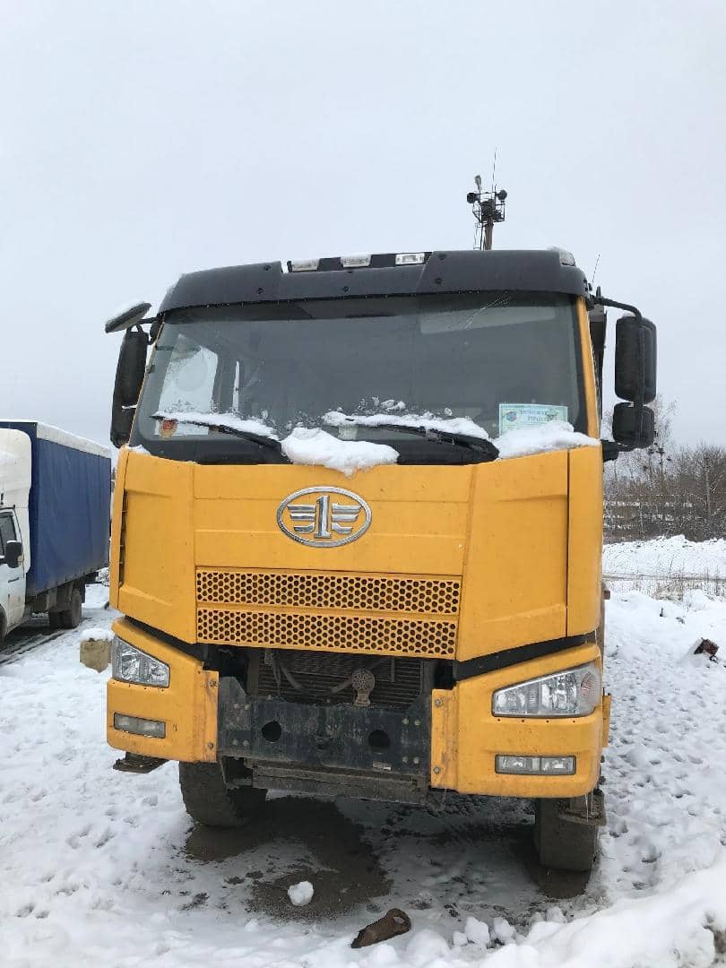 FAW CA3310P66K24T4E5 8х4,  100 000 км, 2021 года
