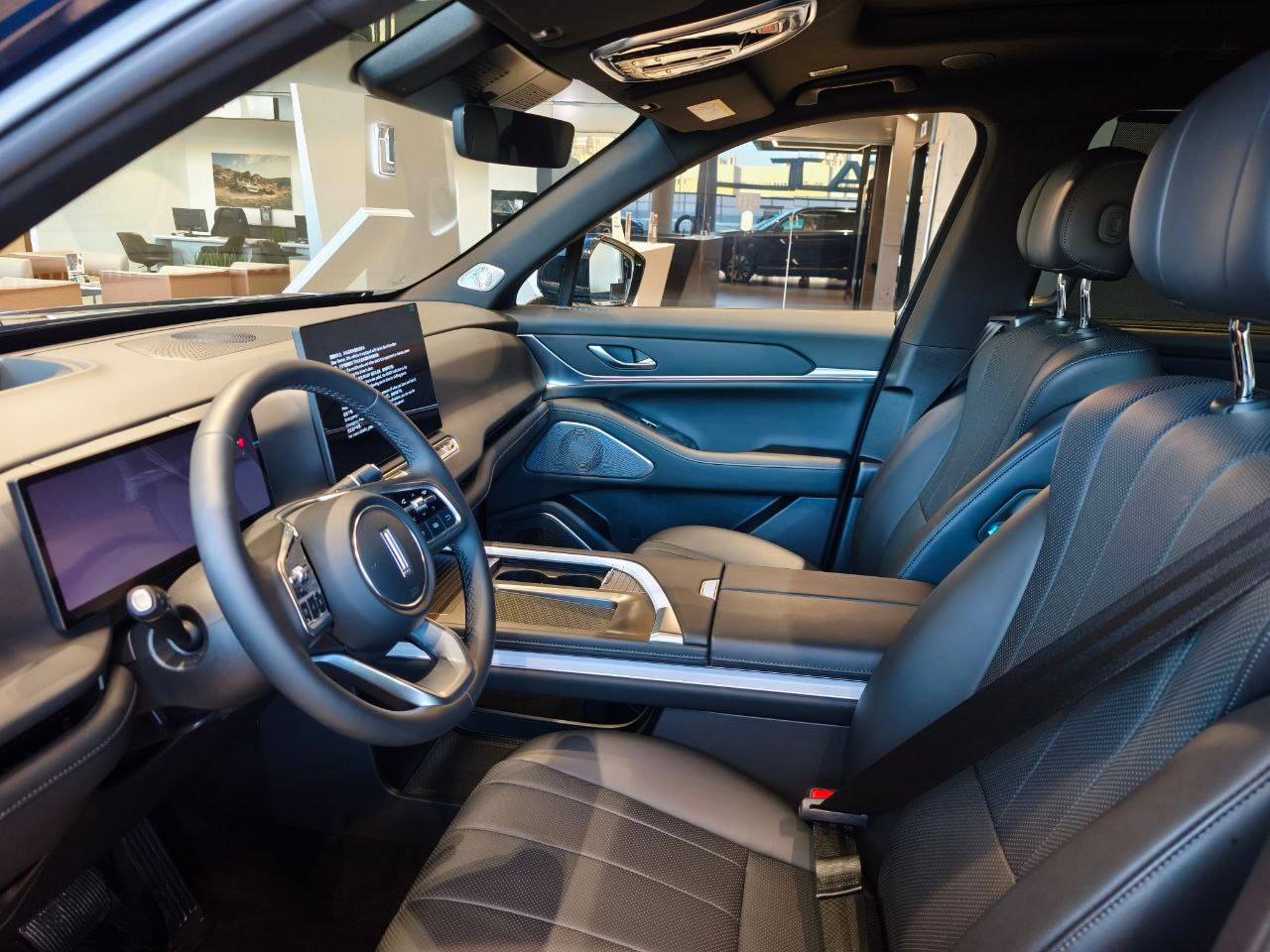 Wey 07 Премиум 1.5 гибрид АТ полный привод