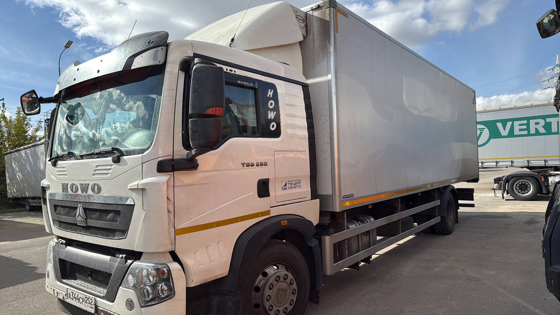 HOWO ZZ1186N621GE1,  222 622 км, 2024 года в лизинг