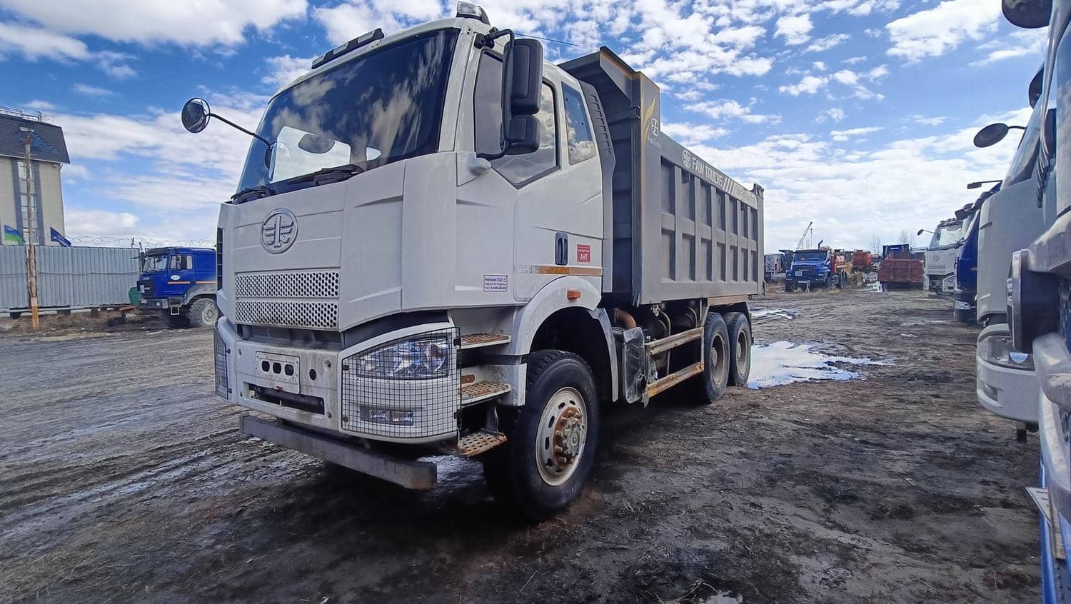 FAW CA3250P66K24L1TE5 6x6,  189 544 км, 2022 года