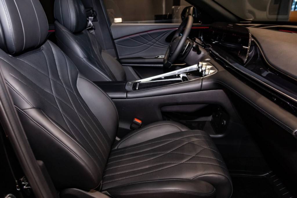 EXEED RX Городской 2.0Т АТ полный привод (Urban)