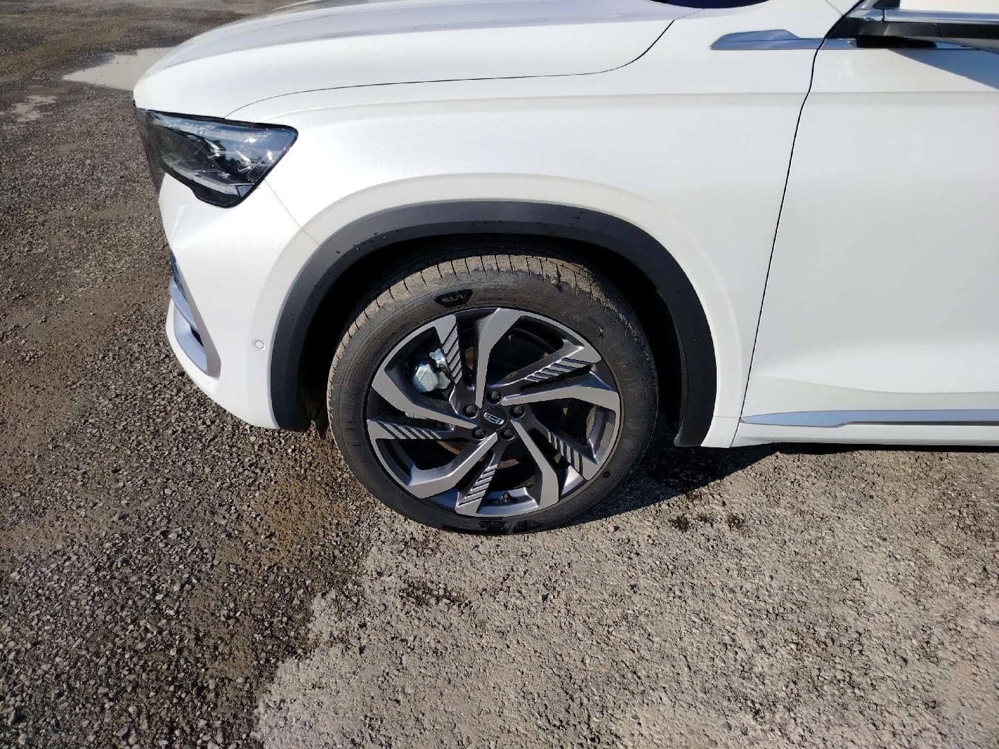 Geely Monjaro,  6 684 км, 2024 года в лизинг