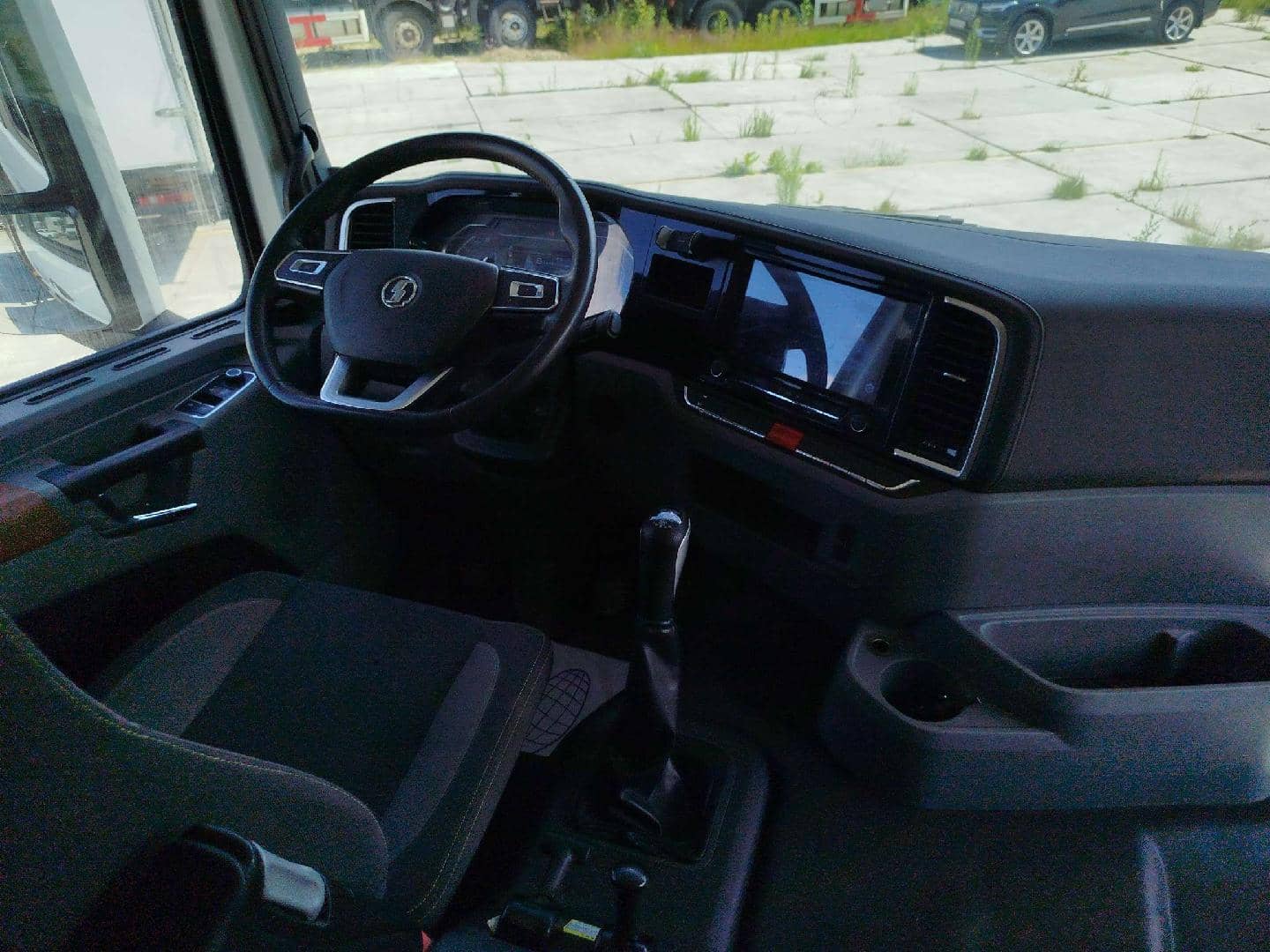 Shacman SX32586W384C,  94 090 км, 2023 года в лизинг