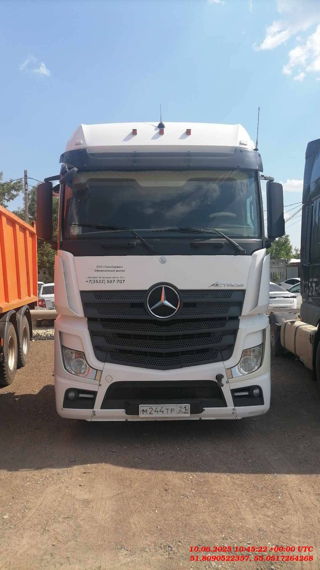 Mercedes-Benz Actros 4 1845 LS 4x2 (BigSpace),  814 406 км, 2018 года в лизинг