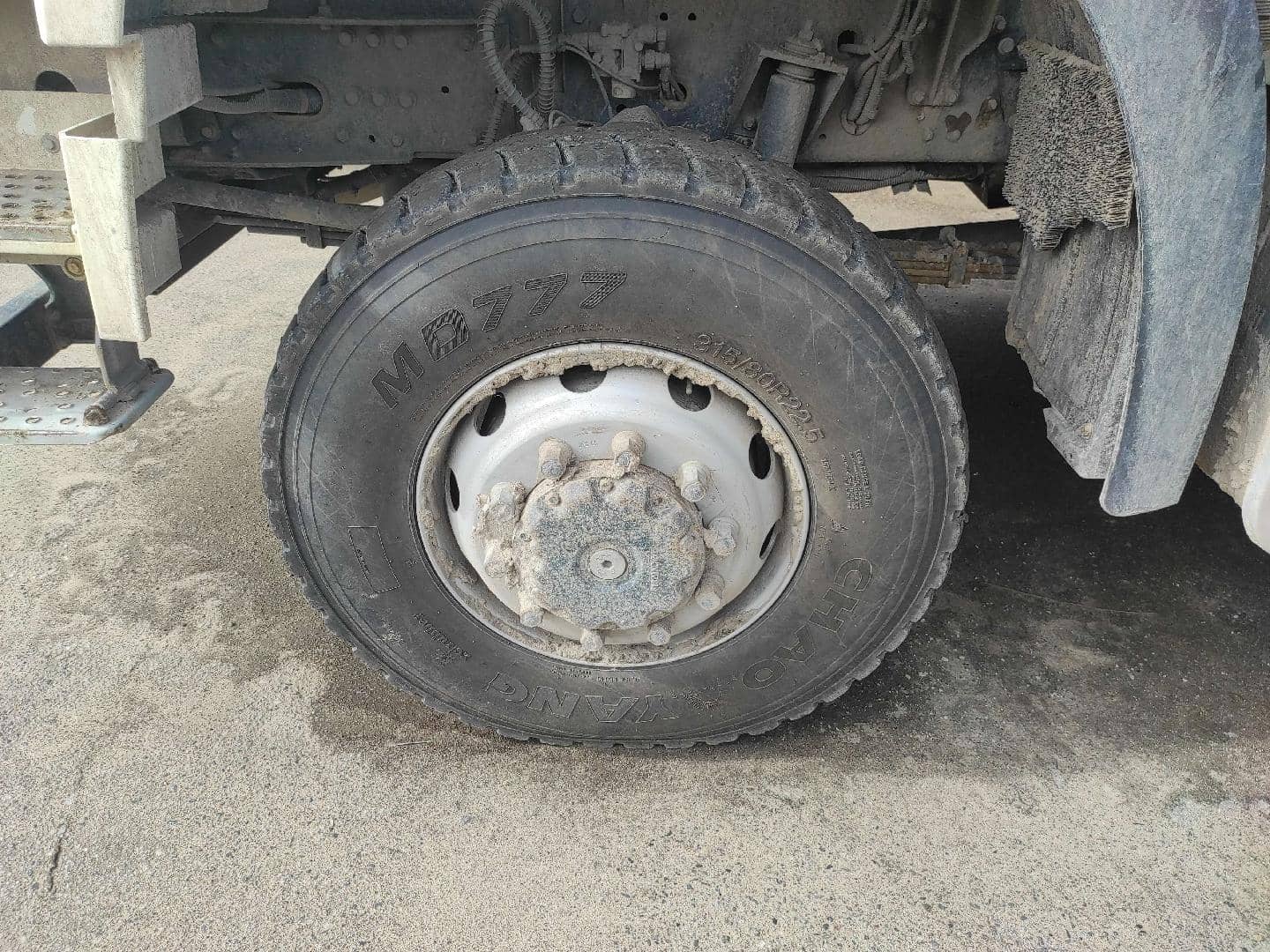 FAW CA3250P66K24L1TE5 6x6,  133 063 км, 2023 года в лизинг