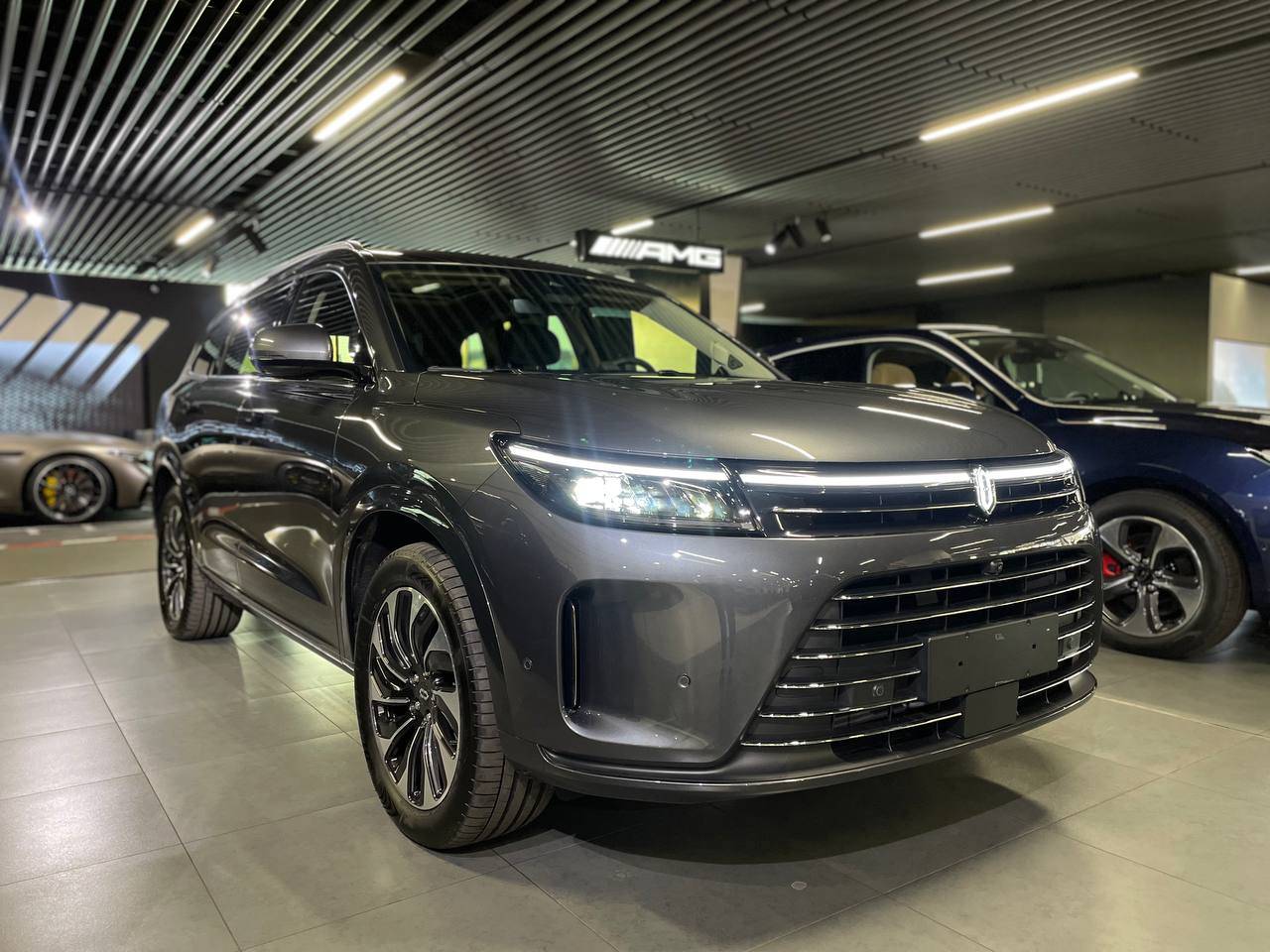 AITO M7 Luxury 4WD 6seats