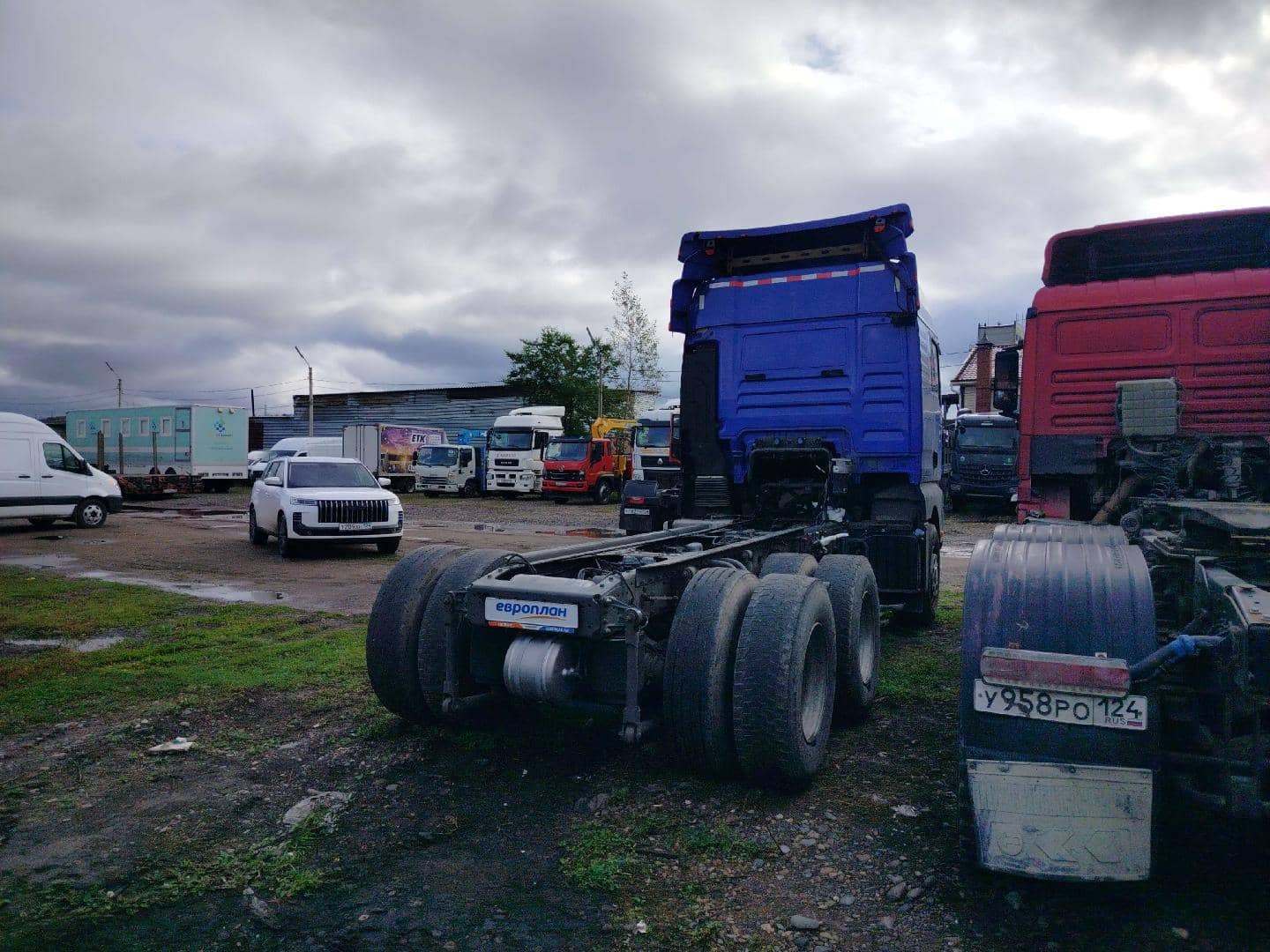 Sitrak С7Н 6×4 ZZ4256V364HE,  400 000 км, 2022 года в лизинг