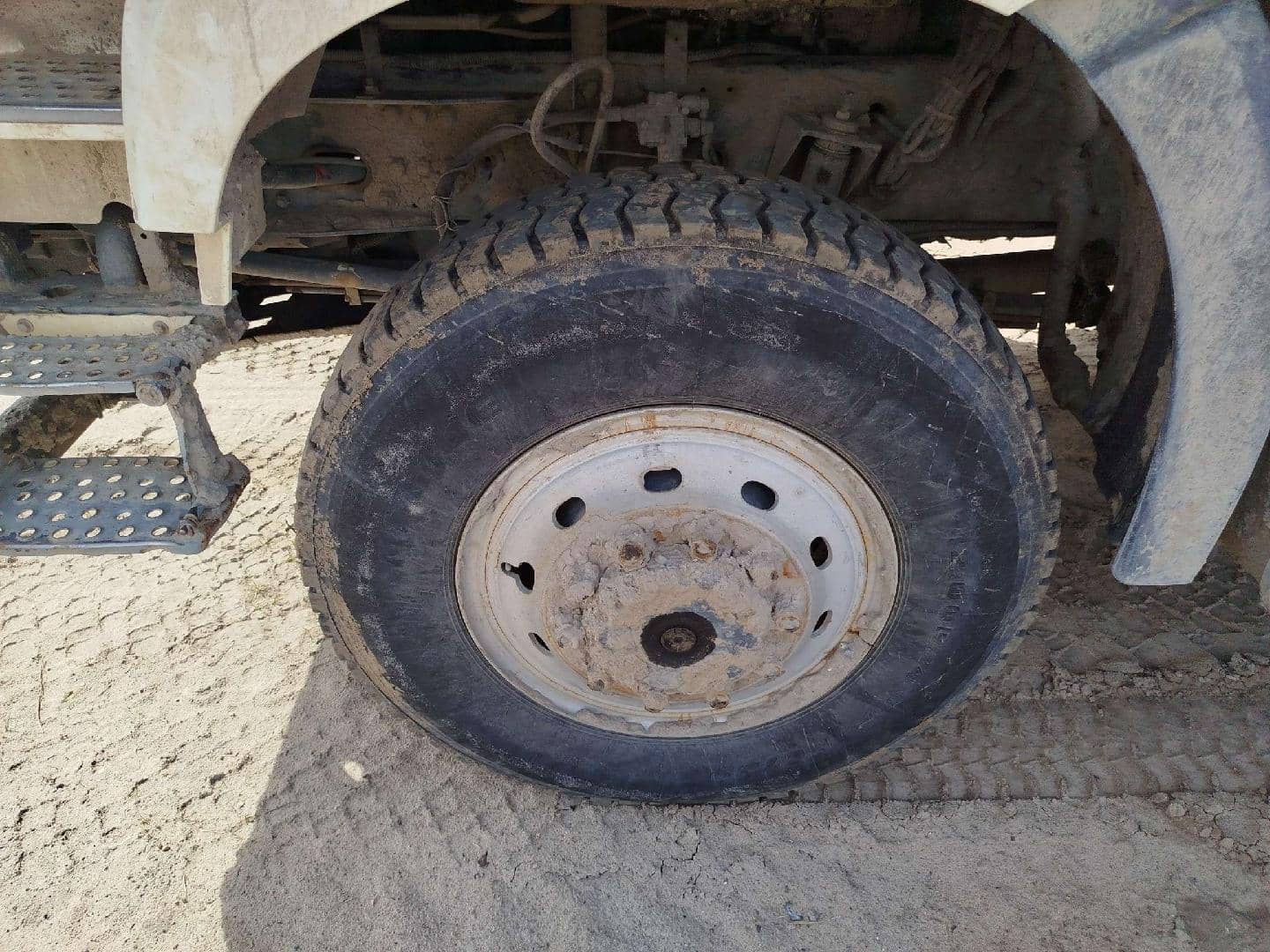 FAW CA3250P66K24L1TE5 6x6,  143 322 км, 2023 года в лизинг