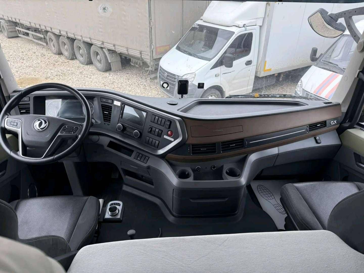 DongFeng DFH4271 6x4,  366 544 км, 2023 года в лизинг