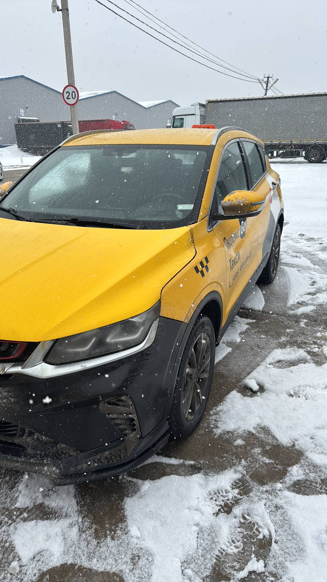 Geely Coolray,  245 107 км, 2023 года в лизинг