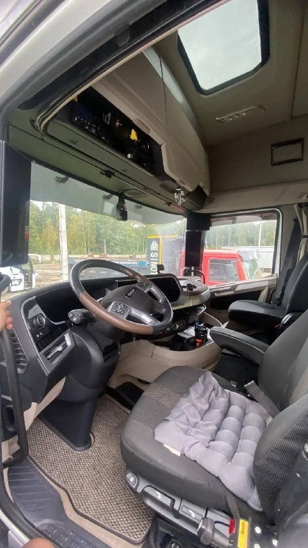 DAF XG+ 530 FT 4x2,  241 911 км, 2023 года в лизинг